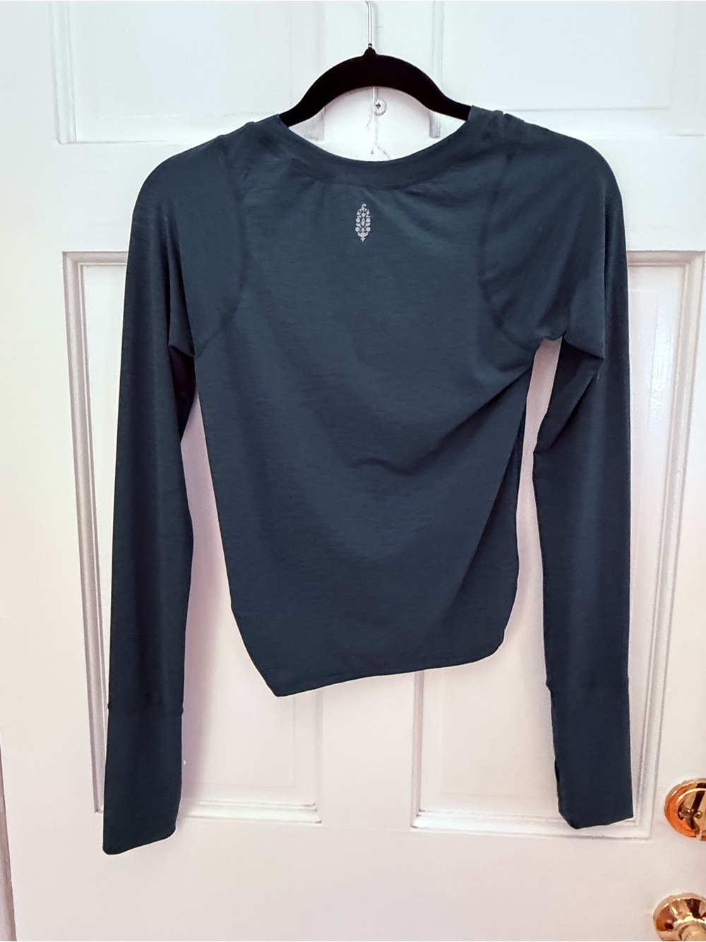 NWT* FP Movement Ruched Front Long Sleeve Active Top M Dark Teal